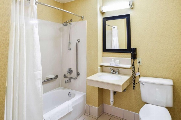 SureStay Hotel by Best Western Ontario Airport image 19