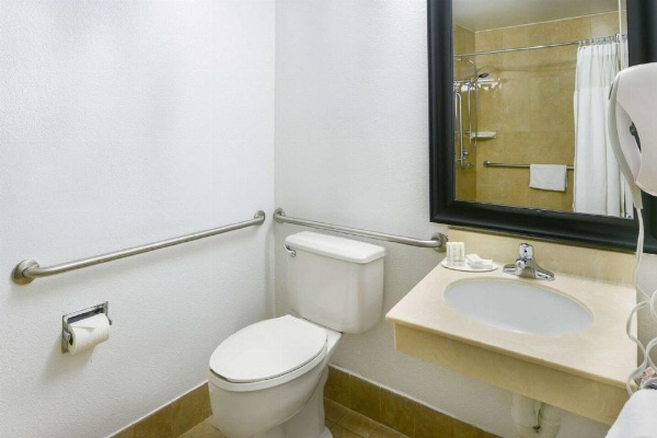 SureStay Hotel by Best Western Ontario Airport image 21